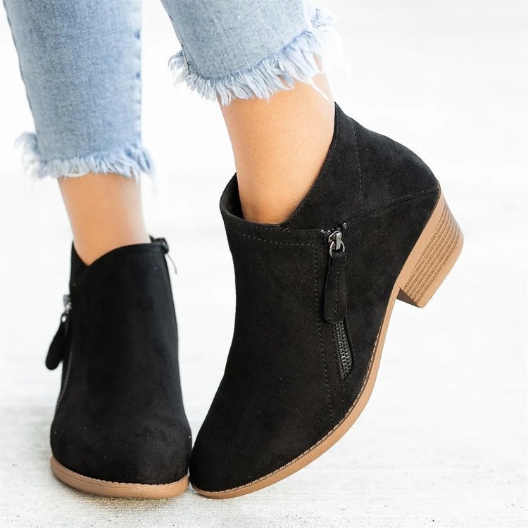Bottines Nova™ en cuir pour femmes, vue de côté.