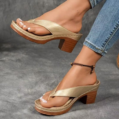 Vira™ | Chaussons orthopédiques femme avec talon et maintien tout confort