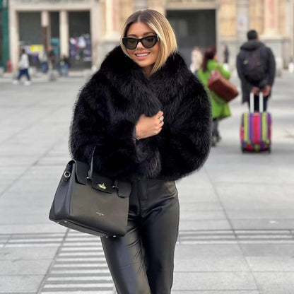 Clara | Cardigan Court en Fausse Fourrure pour un Street Style Élégant et Confortable lunnav