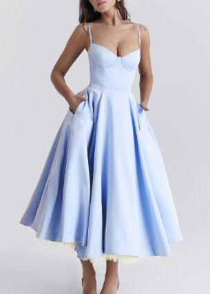 Laura™ | Robe Midi Satinée avec Décolleté en Cœur - Élégance et Confort - Image 3