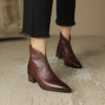 Chloé™ | Bottines de luxe à talon bas — Élégance urbaine & confort quotidien - Image 10