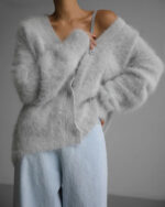Élina | Cardigan V-Long pour une Élégance Décontractée Automne-Hiver - Image 3